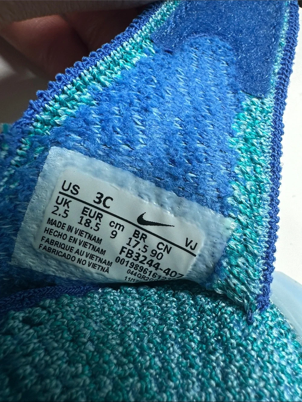Nike Swoosh 1 TD Infant Fkyknit Shoes blue green  Sz 3C